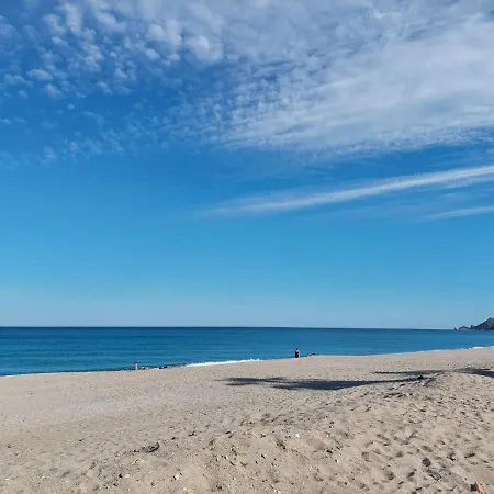 La Corte Degli Ulivi 3* 카데두