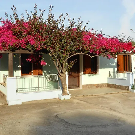 호텔 La Corte Degli Ulivi 카데두