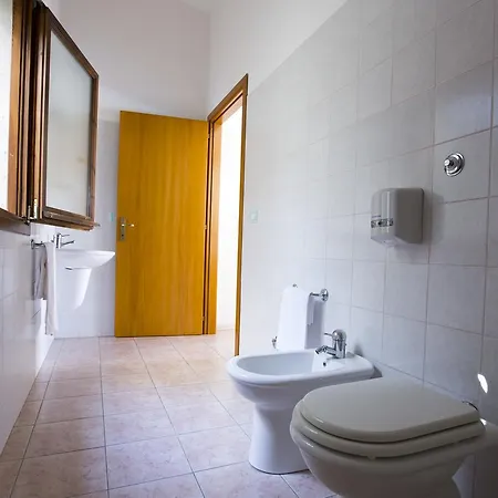 La Corte Degli Ulivi Otel