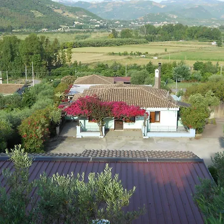 La Corte Degli Ulivi מלון 3*