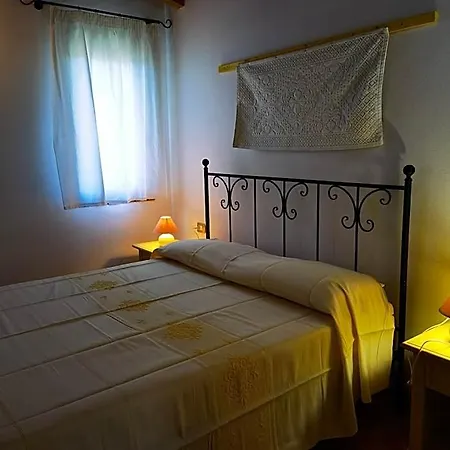 La Corte Degli Ulivi كارديدو