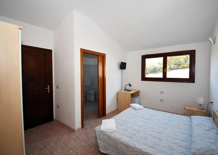 Hotel La Corte Degli Ulivi 3*