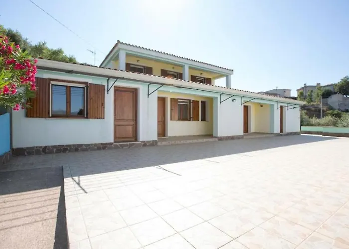 La Corte Degli Ulivi Hotel Cardedu